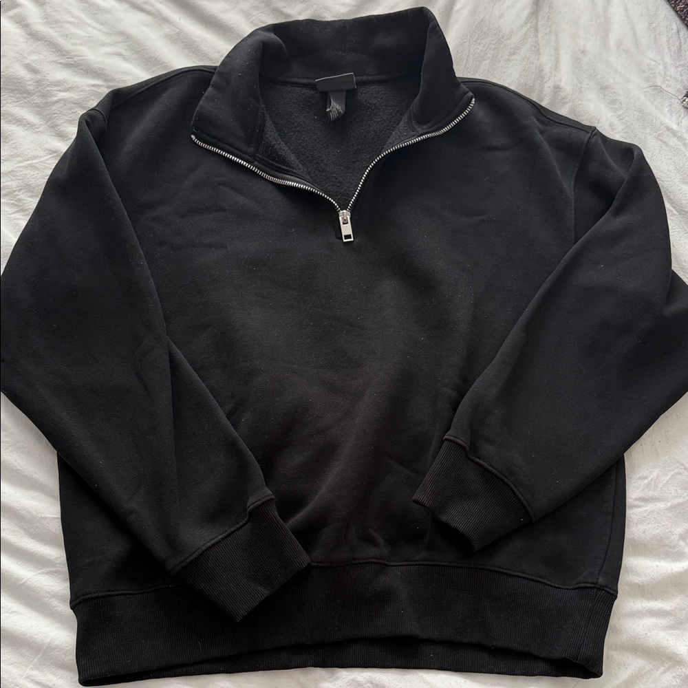 H&M Men's Black Zip-Up Sweater - Picture 1 of 2